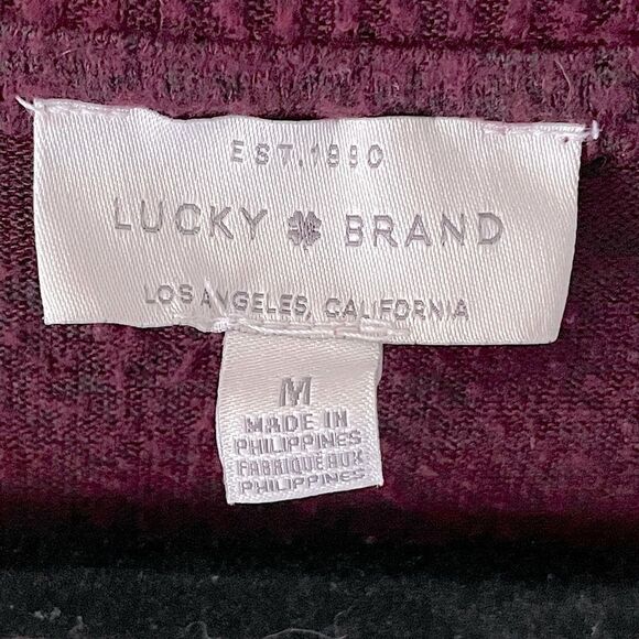 Lucky Brand V-Neck, Long Sleeve Burgundy Lightweight  Sweater. Size Medium. - Picture 3 of 3
